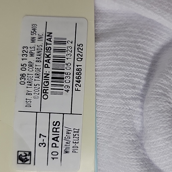 Cat & Jack Boys White and Gray Crew and Low-Cut Socks 2 Pack Of 10 - Picture 3 of 7